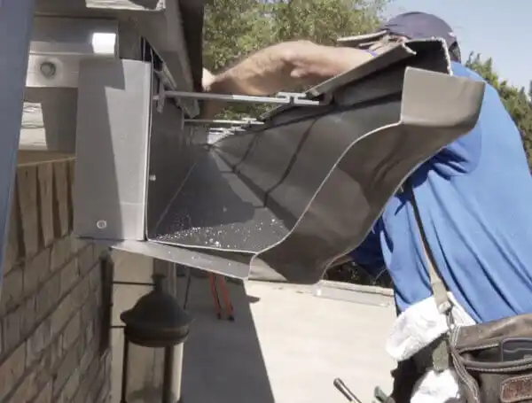 gutter services Gonzales